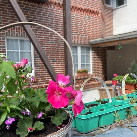 Pension Zum Blumchen Schwerin  Zewnętrze zdjęcie